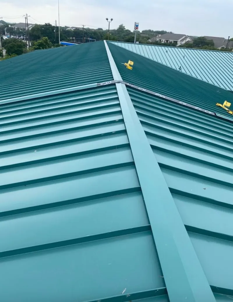 Green commercial metal roof ridge and valley for Metal Roof Repair in Sun City Center